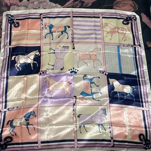 ❌ Donated to displaced CA residents ❌ Satin Scarf